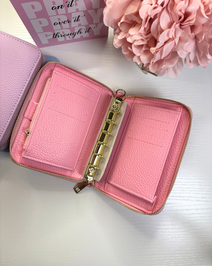 A7 Pebble Leather Zipper Wristlet Binder 💖